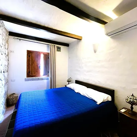 Amsicora 8 Lt Guest house Olbia